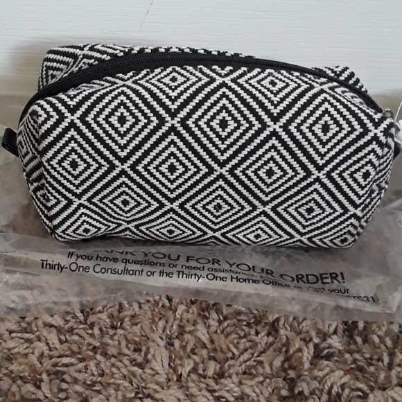 Pouch - Picture 3 of 4